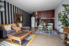 Stylish flat in Flamboyant area- no loadshedding Canterbury